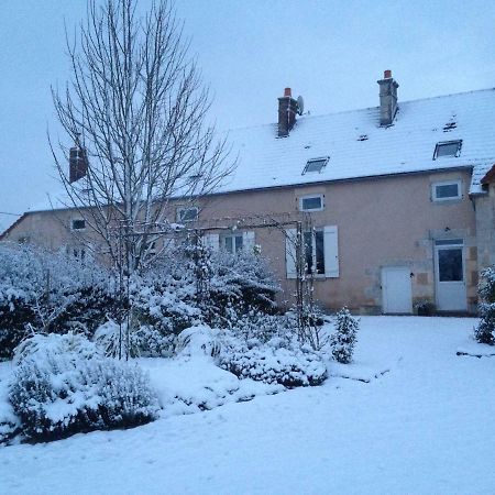 La Maison Du Puits Entrains-sur-Nohain Exterior photo